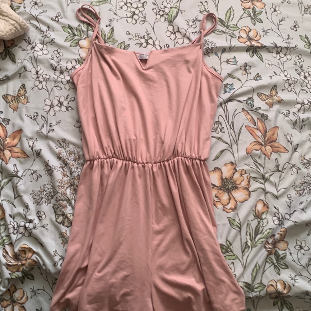 ARDENE BASIC V ACCENT SUPER SOFT ROMPER